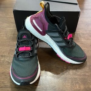 Adidas Ultraboost Womens size 8.5